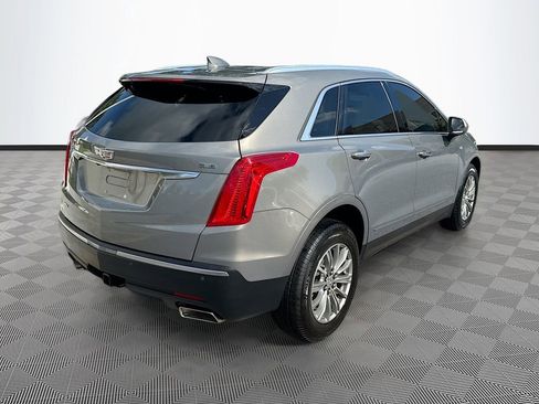 Used 2018 Cadillac XT5 Luxury w/ Driver Awareness Package AWD/4WD image 8