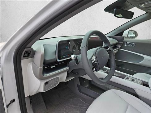 New 2025 Hyundai Ioniq 6 SEL image 3