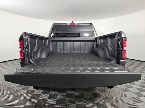 New 2026 RAM 1500 Laramie AWD/4WD image 16