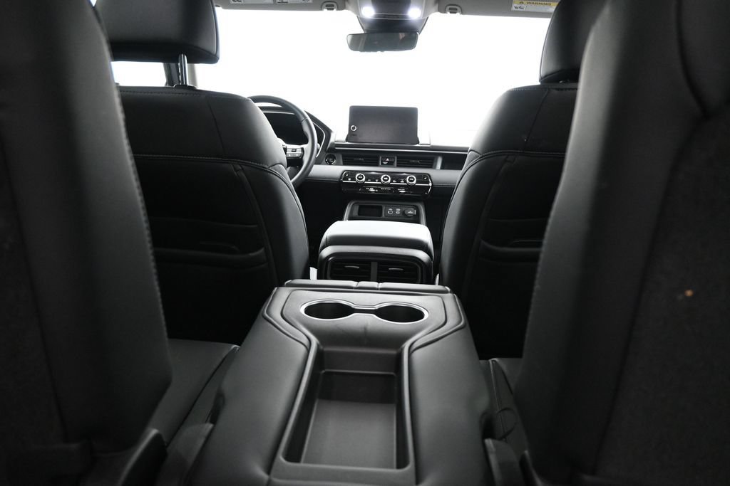 Used 2025 Honda Pilot EX-L image 17