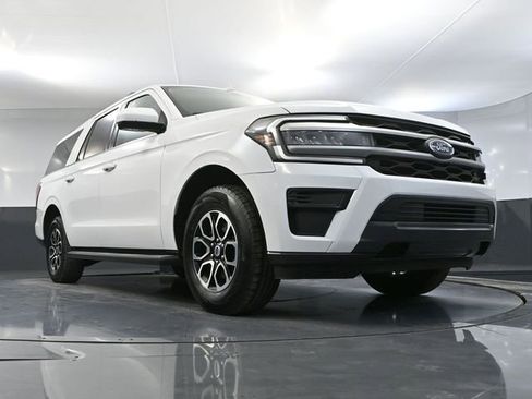 Used 2024 Ford Expedition Max XLT image 58