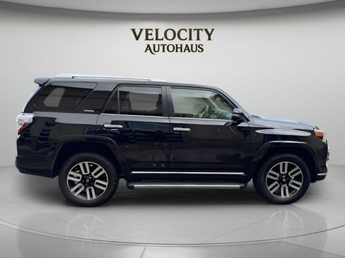 Used 2017 Toyota 4Runner Limited AWD/4WD image 8