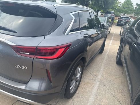 Used 2022 INFINITI QX50 Luxe FWD image 11