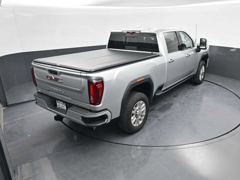 Used 2022 GMC Sierra 3500 Denali w/ Denali Ultimate Package image 34