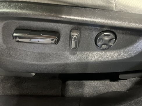 Used 2020 Honda CR-V EX image 13