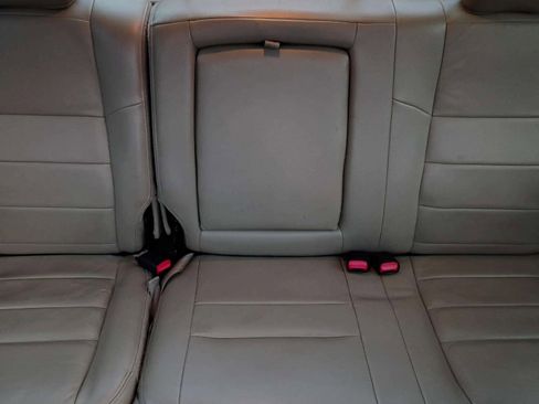 Used 2006 Ford F350 Lariat image 26