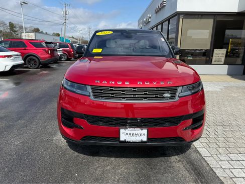 Used 2023 Land Rover Range Rover Sport SE AWD/4WD image 2