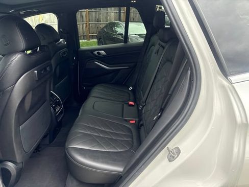 Used 2023 BMW X5 xDrive40i w/ Premium Package AWD/4WD image 23