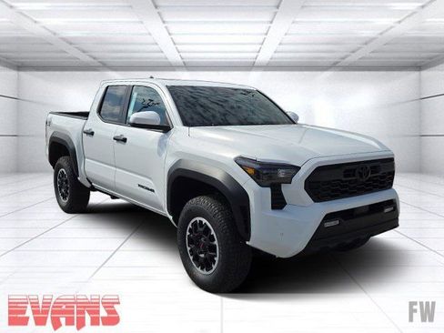 New 2026 Toyota Tacoma TRD Off-Road w/ TRD Off Road Upgrade Package AWD/4WD image 1