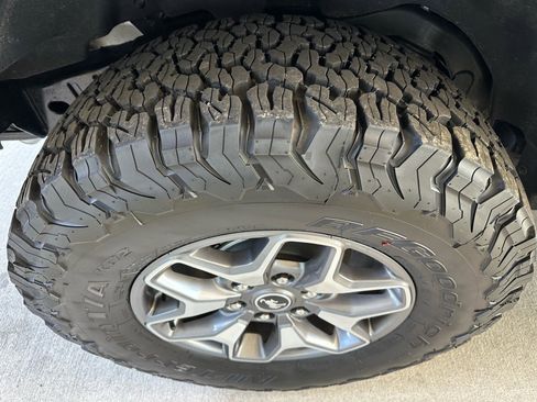 Certified 2025 Ford Bronco Badlands image 13