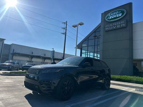 Used 2025 Land Rover Range Rover Velar Dynamic SE AWD/4WD image 1