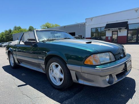 Used 1992 Ford Mustang GT RWD image 17