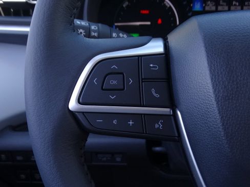 New 2026 Toyota Sienna XLE image 28