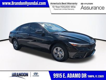 New 2026 Hyundai Elantra SE