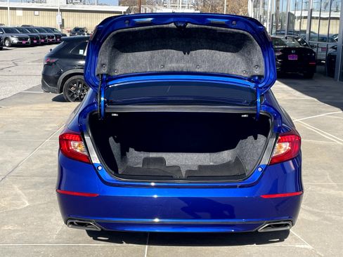 Used 2022 Honda Accord Sport Special Edition image 9