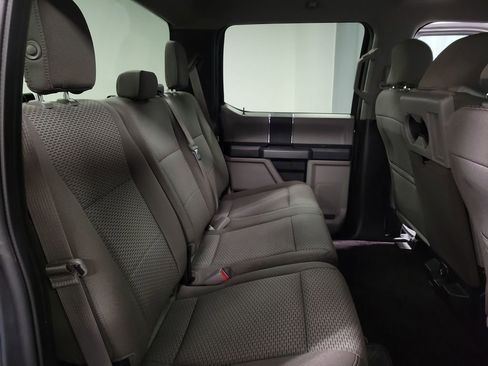 Used 2017 Ford F150 XLT image 24