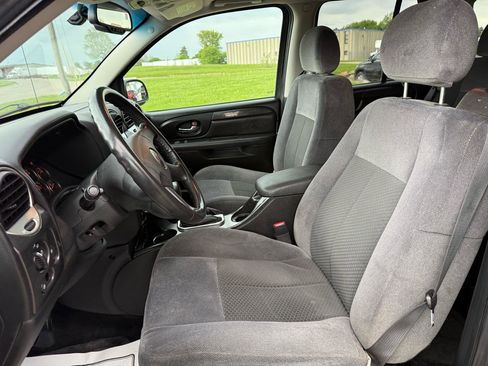 Used 2009 GMC Envoy SLE w/ Sun And Sound Package AWD/4WD image 13