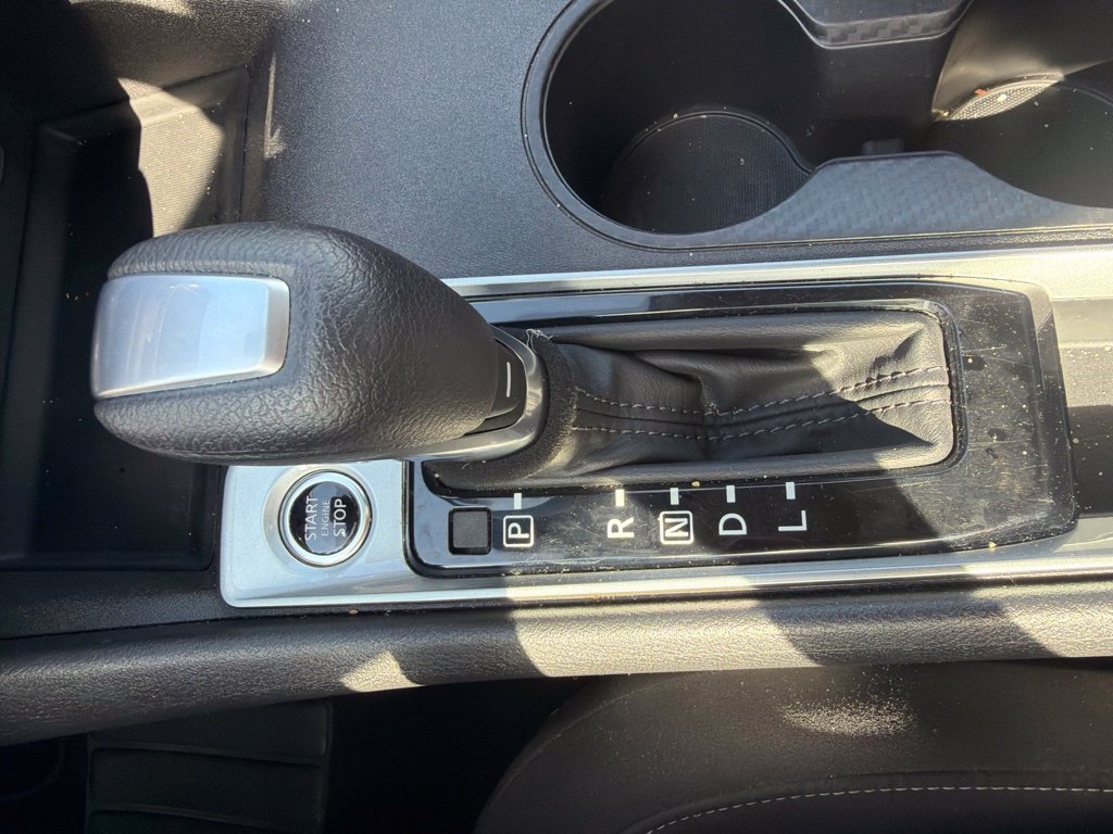 Used 2025 Nissan Altima 2.5 SV FWD image 6