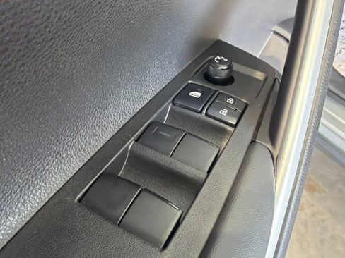 Certified 2026 Toyota Corolla Cross L FWD image 20