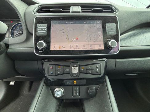 Used 2020 Nissan Leaf SV Plus image 9