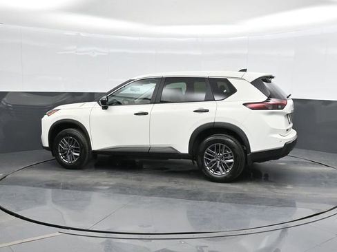 New 2026 Nissan Rogue S image 8