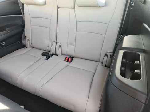 Used 2022 Honda Pilot Special Edition image 32