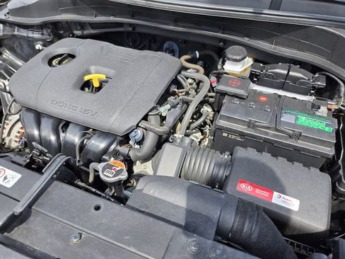 Used 2020 Kia Soul LX FWD image 22