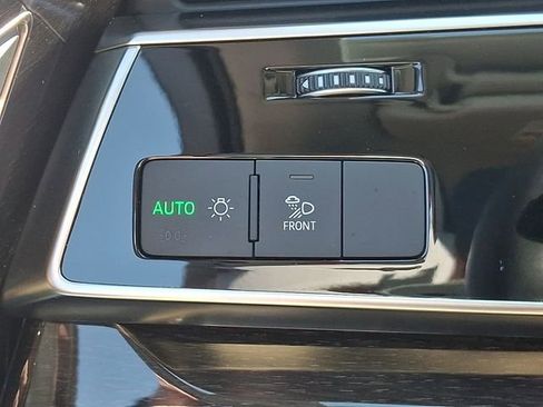 Used 2024 Audi Q7 3.0T Premium Plus image 13