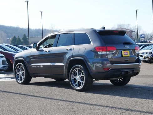 Used 2019 Jeep Grand Cherokee Limited w/ Trailer Tow Group IV image 5