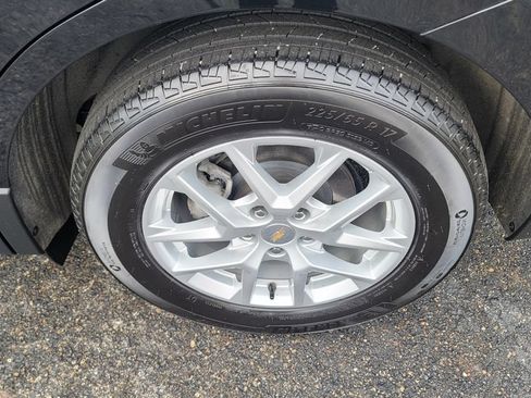 Used 2023 Chevrolet Equinox LT FWD image 8
