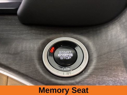 Used 2024 Jeep Grand Cherokee L Limited w/ Luxury Tech Group II image 15