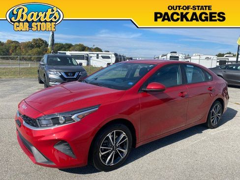 Used 2023 Kia Forte LXS image 3