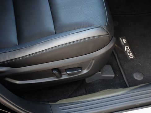Certified 2025 INFINITI QX50 Luxe AWD/4WD image 29