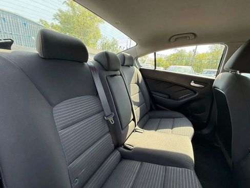 Used 2017 Kia Forte LX w/ LX Popular Package image 40