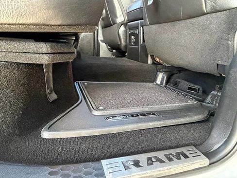 Used 2015 RAM 2500 Limited AWD/4WD image 46