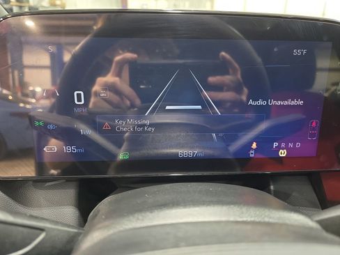 New 2025 Chevrolet Equinox EV RS w/ LPO, Illumination Package image 20