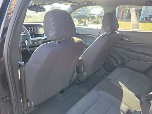 New 2026 Chevrolet Trax RS w/ Sunroof Package image 12