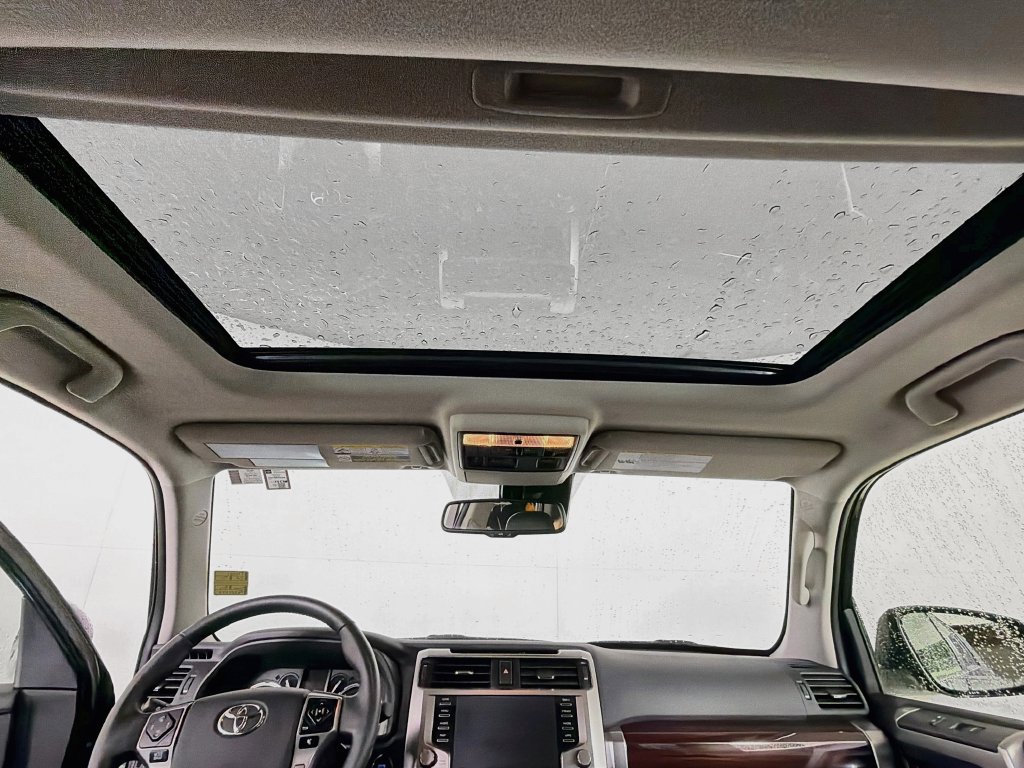 Used 2024 Toyota 4Runner Limited AWD/4WD image 15