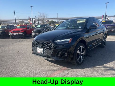 Used 2023 Audi Q5 2.0T Prestige w/ Prestige Package image 9