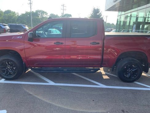 Used 2020 Chevrolet Silverado 1500 LT Trail Boss AWD/4WD image 2