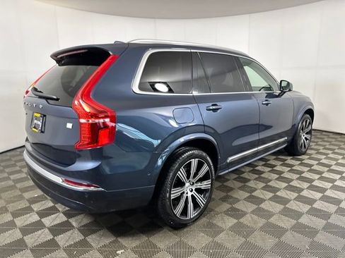 Used 2024 Volvo XC90 T8 Ultimate w/ Lounge Package image 3
