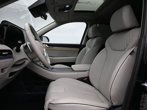 Used 2025 Hyundai Palisade Limited image 10