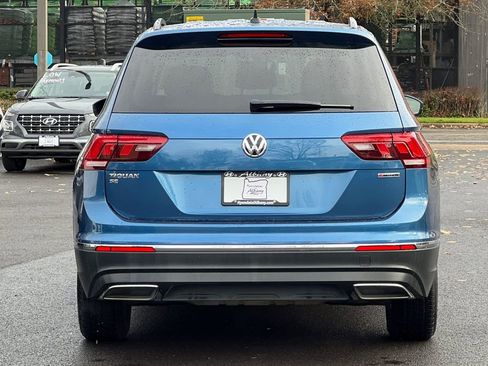 Used 2020 Volkswagen Tiguan SE w/ 3rd Row Seat Package image 5