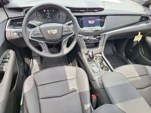 New 2026 Cadillac XT5 Premium Luxury w/ Driver Assist Package FWD image 9