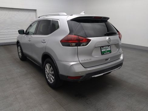 Used 2019 Nissan Rogue SV AWD/4WD image 5
