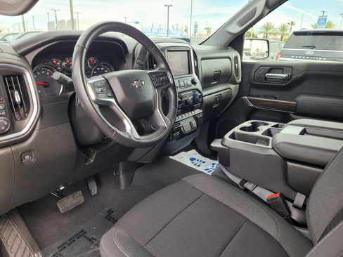 Used 2022 Chevrolet Silverado 1500 RST image 9