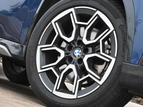 Certified 2025 BMW X1 xDrive28i AWD/4WD image 11