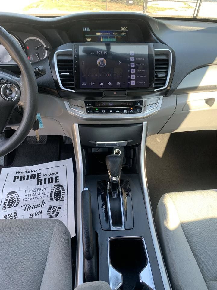 Used 2013 Honda Accord LX image 11