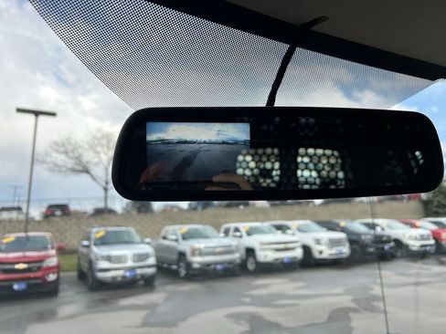 Used 2024 Chevrolet Express 2500 w/ Driver Convenience Package image 32