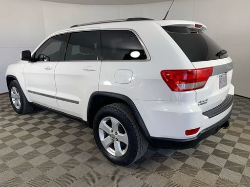 Used 2011 Jeep Grand Cherokee Laredo AWD/4WD image 12